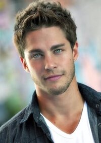 Dean Geyer