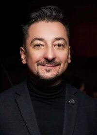 Олег Кравченко