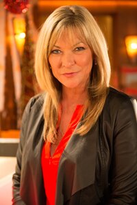 Claire King