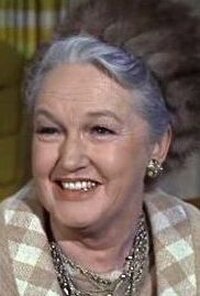 Ysabel MacCloskey