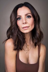 Farrah Aviva