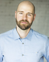 Adam Kolozsvari