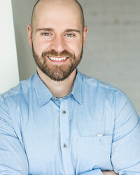 Adam Kolozsvari