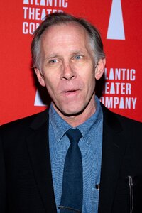 Bruce McKenzie