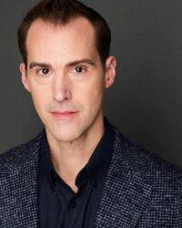 Chris Amos