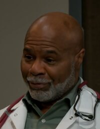 Dr. Bauer