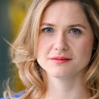 Laura Lippmann