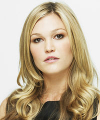 Julia Stiles
