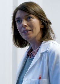 Dr. Helen Aveling