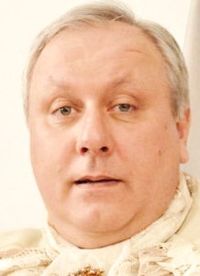 Михаил Аугуст