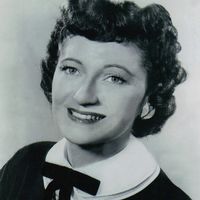 Peg Lynch