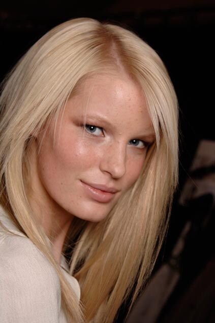 caroline winberg hair