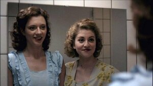 Vriendinnen S1 E01 – 1945