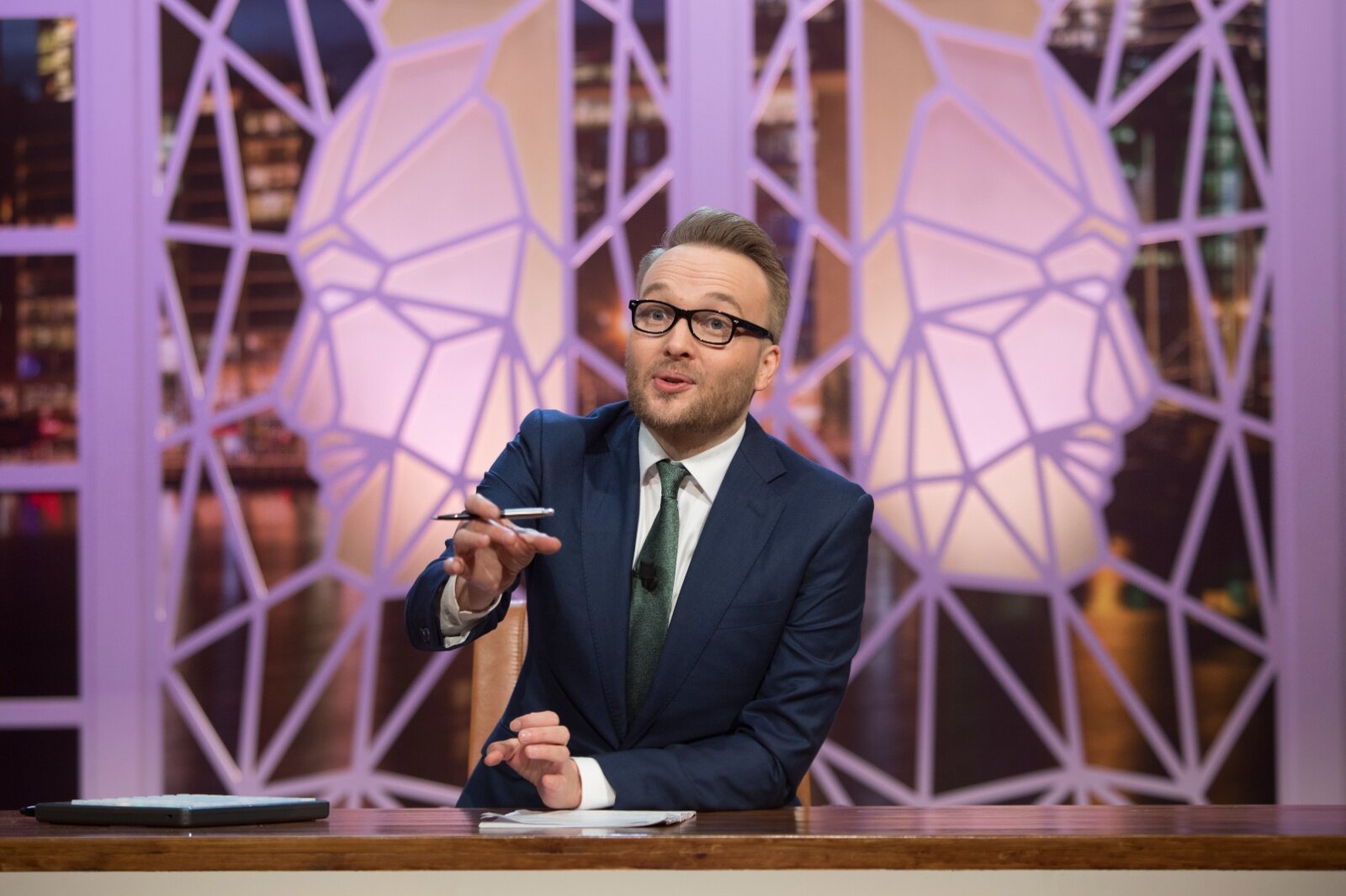 Zondag met Lubach S8 E01 – Censuur