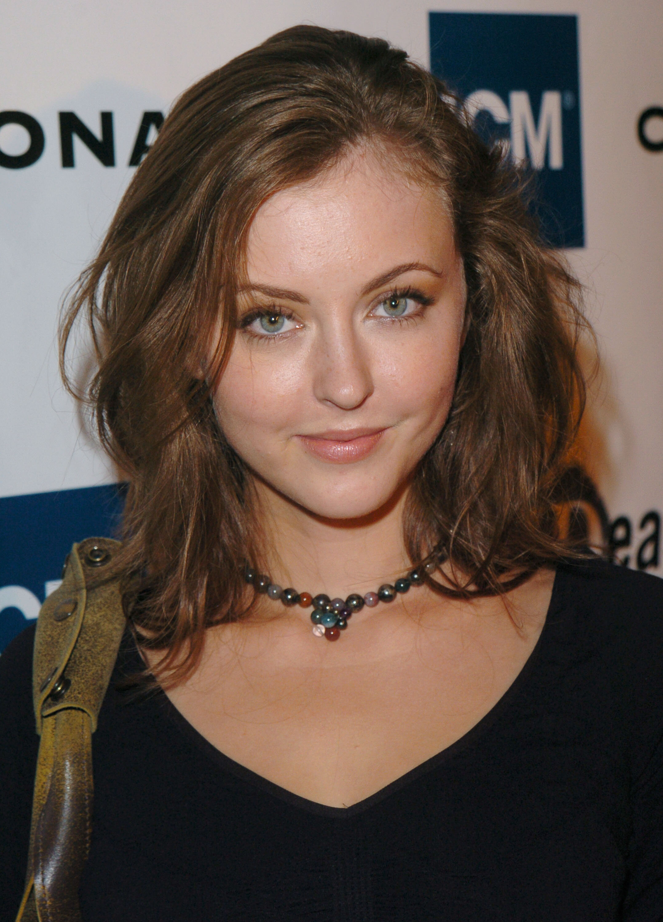 Katharine Isabelle Pictures