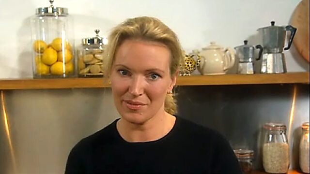 Rachel's Favourite Food S3 E04 – Food for a Crowd