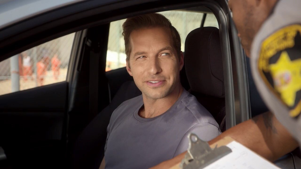 Ryan Hansen Solves Crimes on Television* S2 E07 – The Ry Guy Goes to Jail