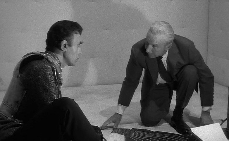 Michael Ansara, Lloyd Nolan, The Outer Limits S02E01