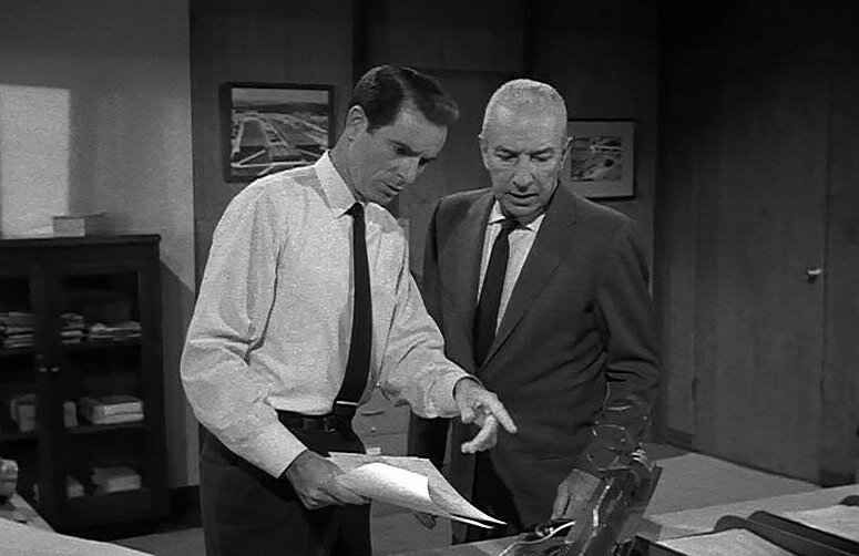 Tim O'Connor, Lloyd Nolan, The Outer Limits S02E01