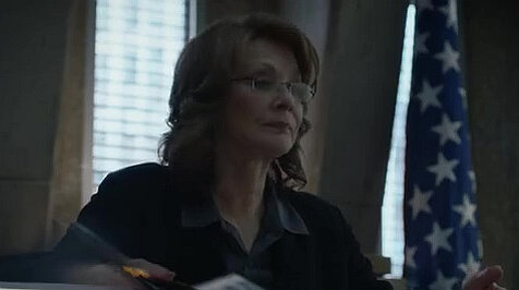 Jean Smart, Watchmen S01E05