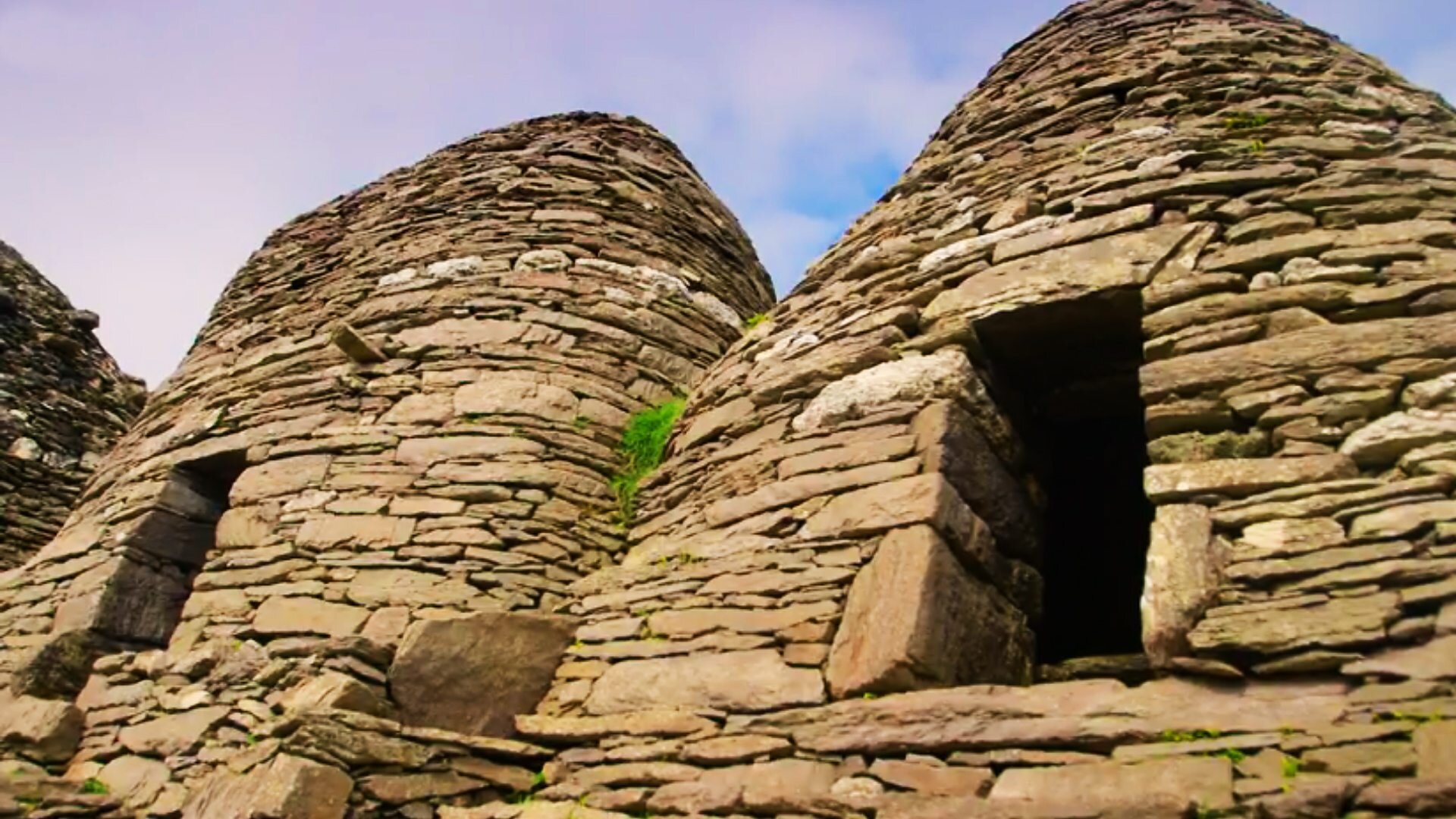 Saints and Sinners: Britain's Millennium of Monasteries S1 E01 – Episode 1