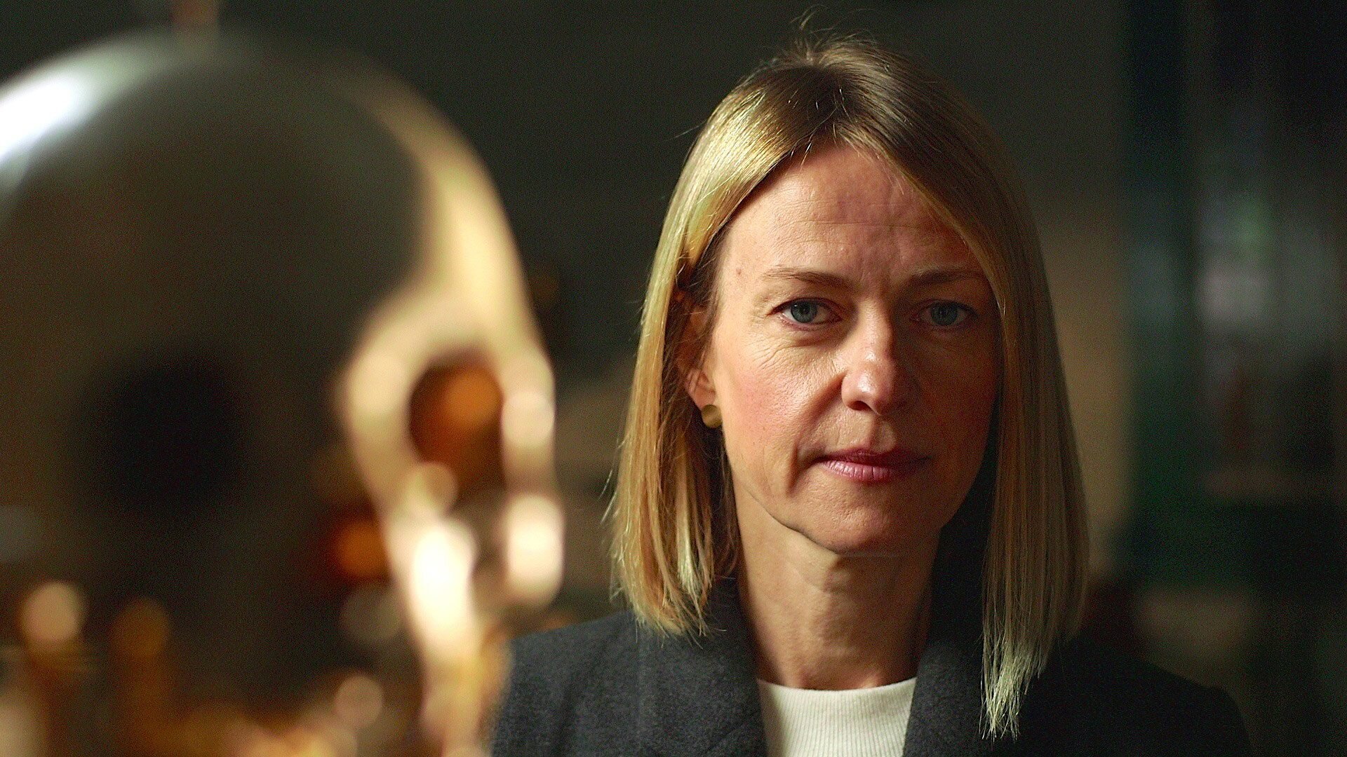 Catching History's Criminals: The Forensics Story S1 E02 – Traces of Guilt