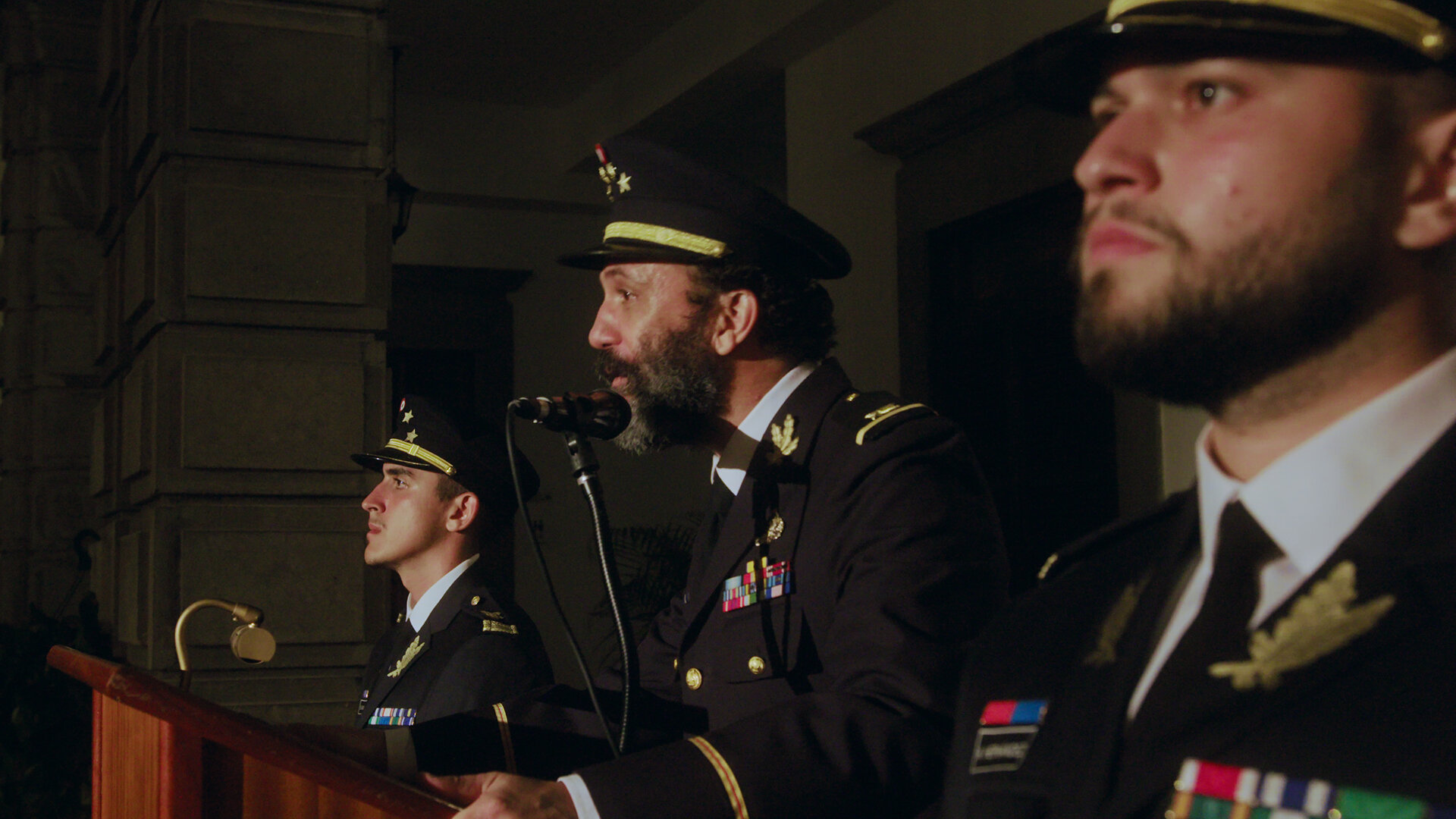 Ambassadøren S1 E10 – Aftalen