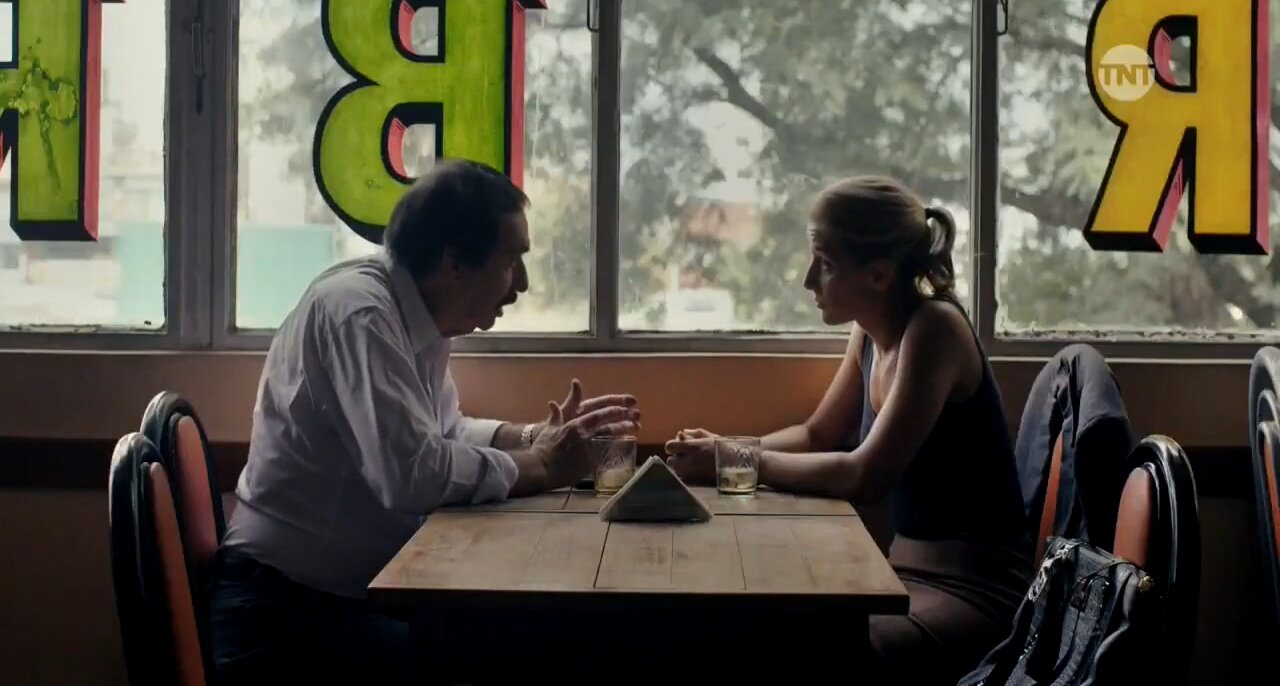 Un gallo para Esculapio S1 E04 – La cantora