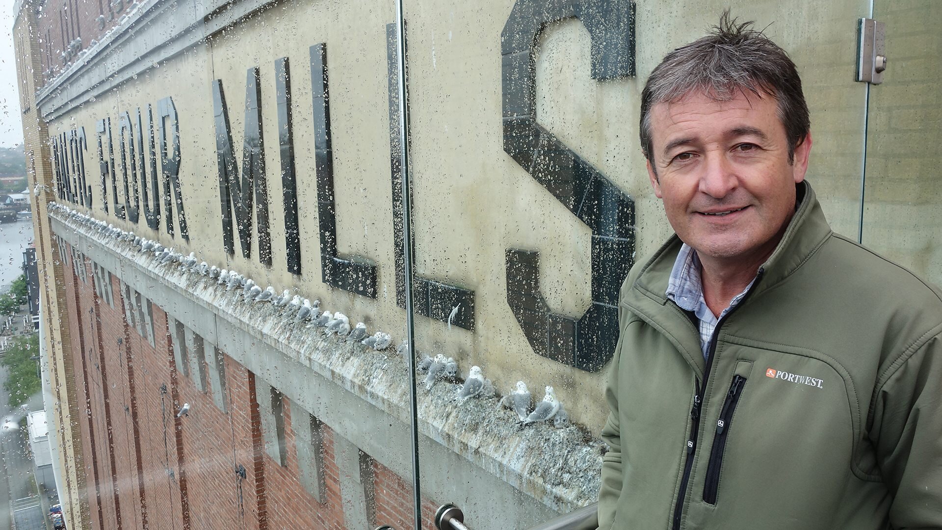 Wild UK S1 E05 – Cities