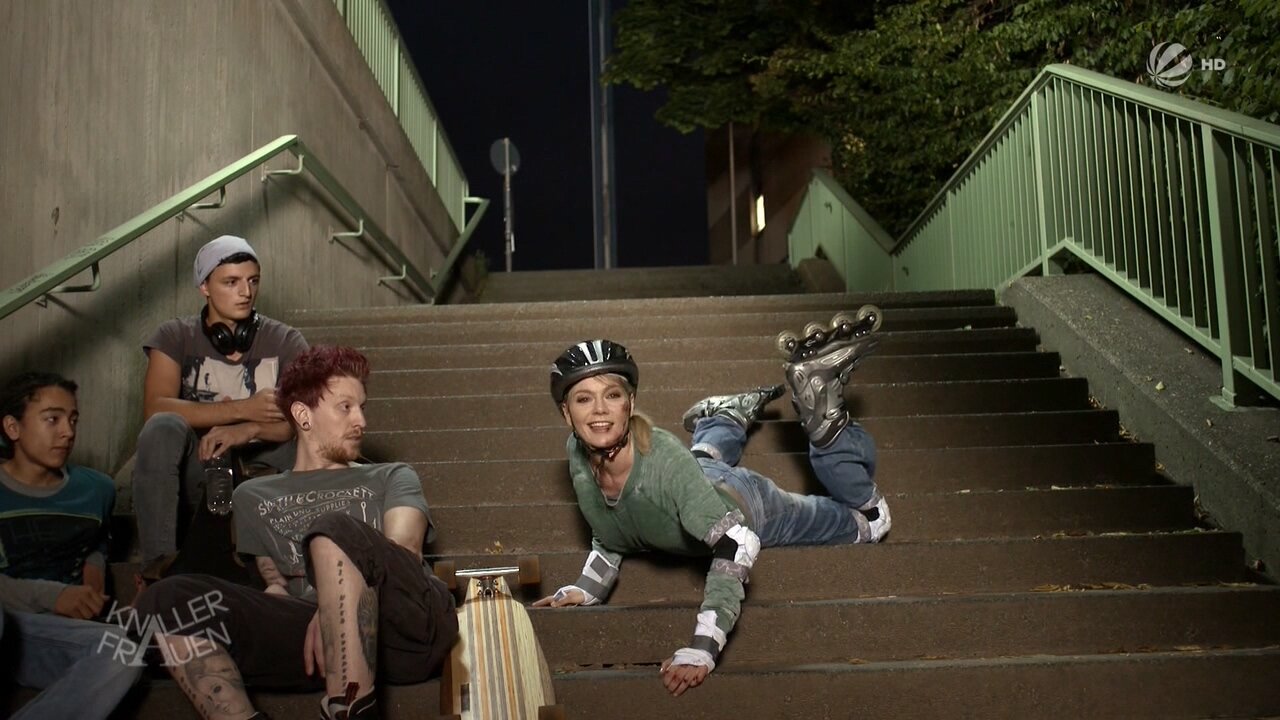 Knallerfrauen S3 E06 – Verzwickte Situationen