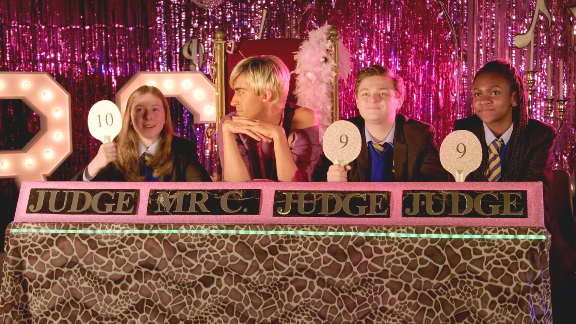 Class Dismissed S2 E05 – Strictly Come Teaching