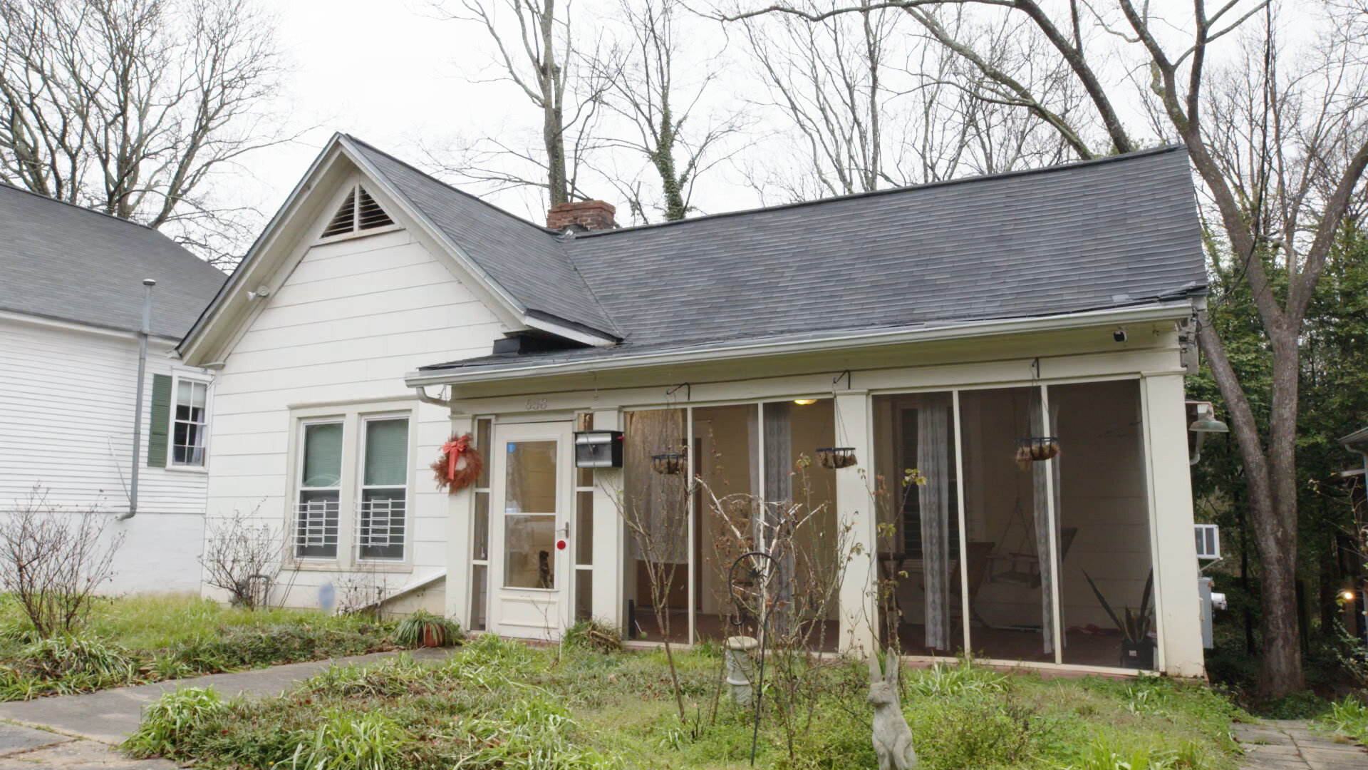Sell This House S2 E01 – Grant Park Predicament