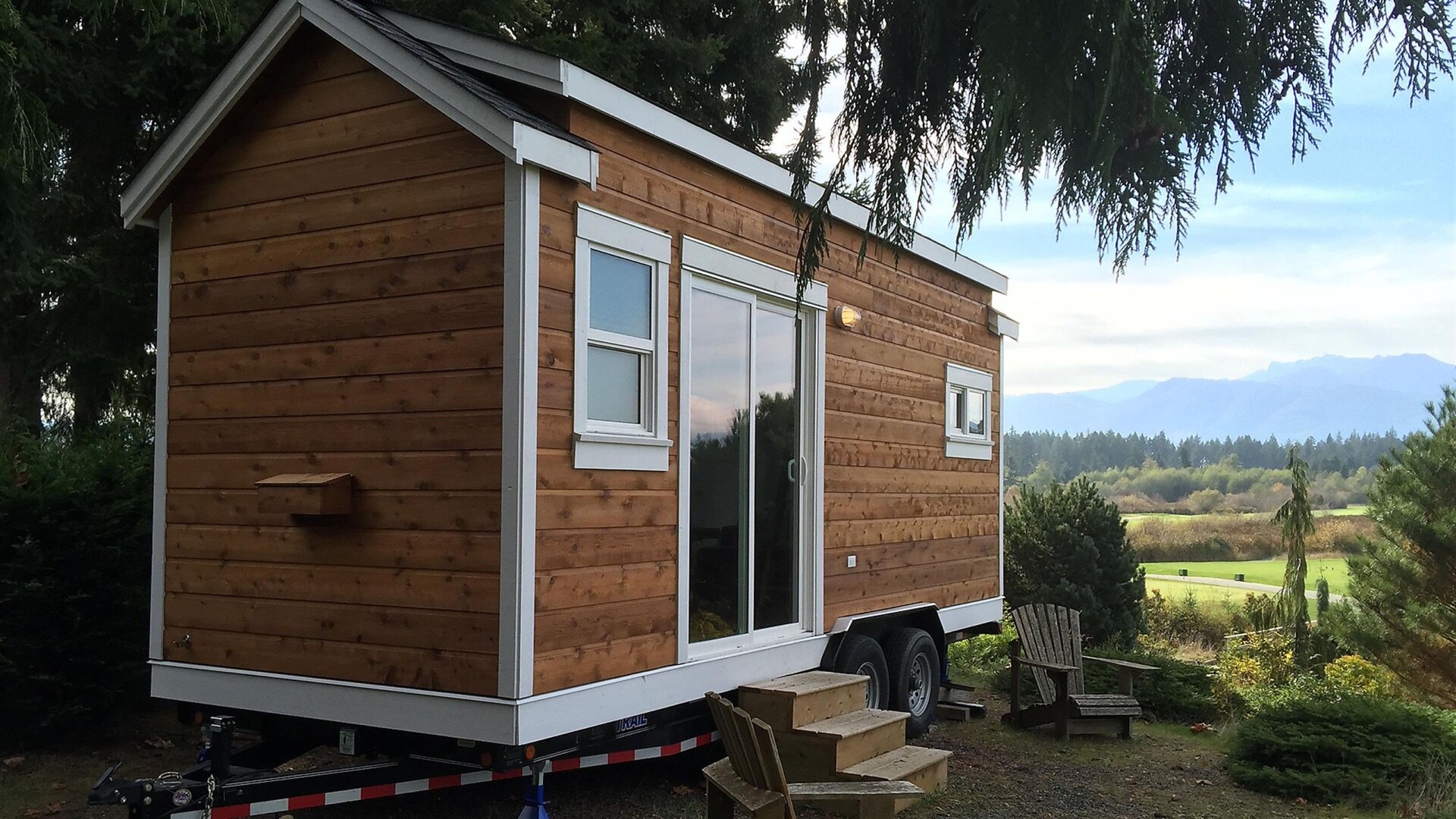 Tiny House Hunters S3 E02 – Free-spirited Mom Goes Tiny