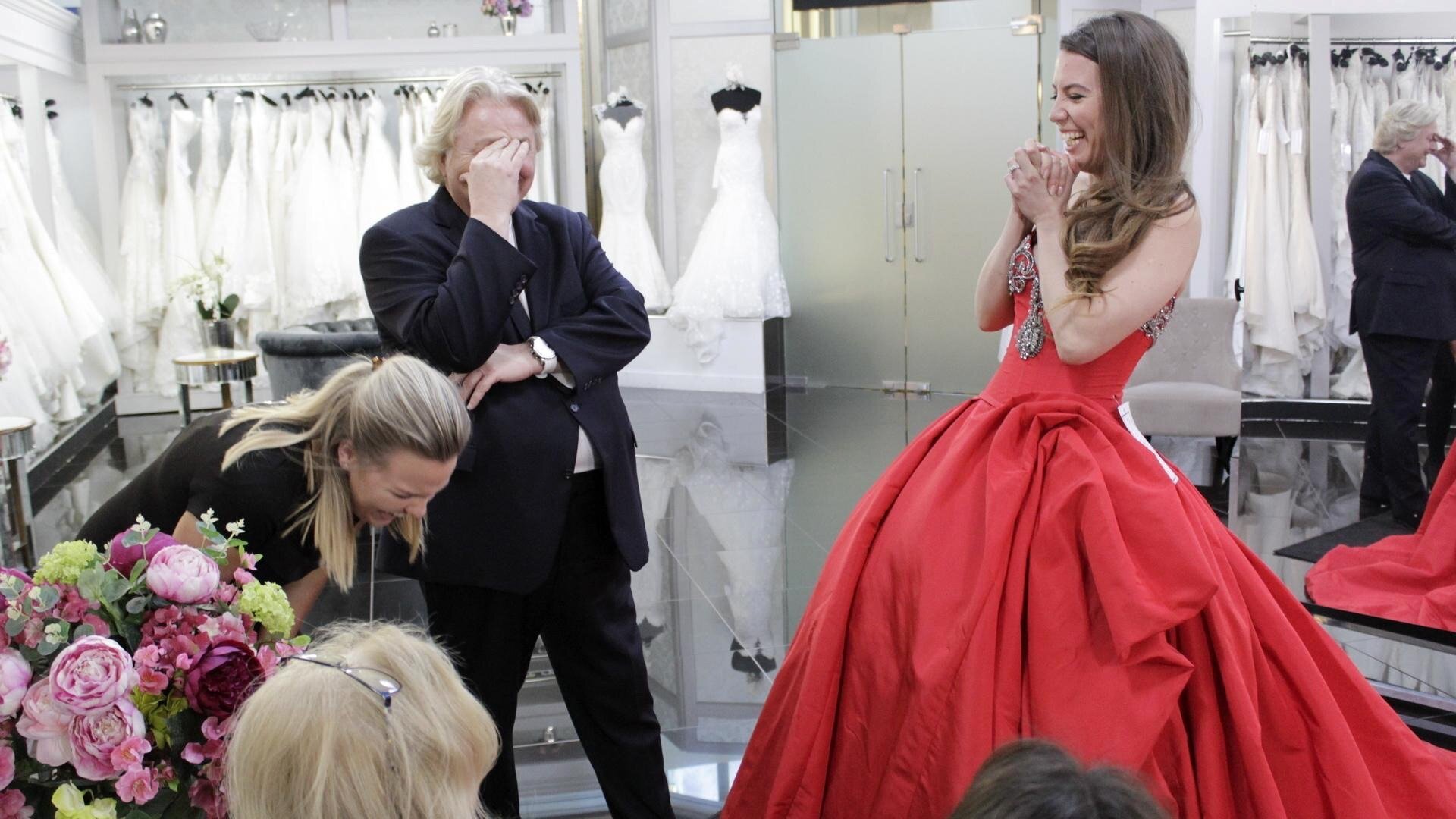 Say Yes to the Dress UK S2 E28 – The Over the Top Show