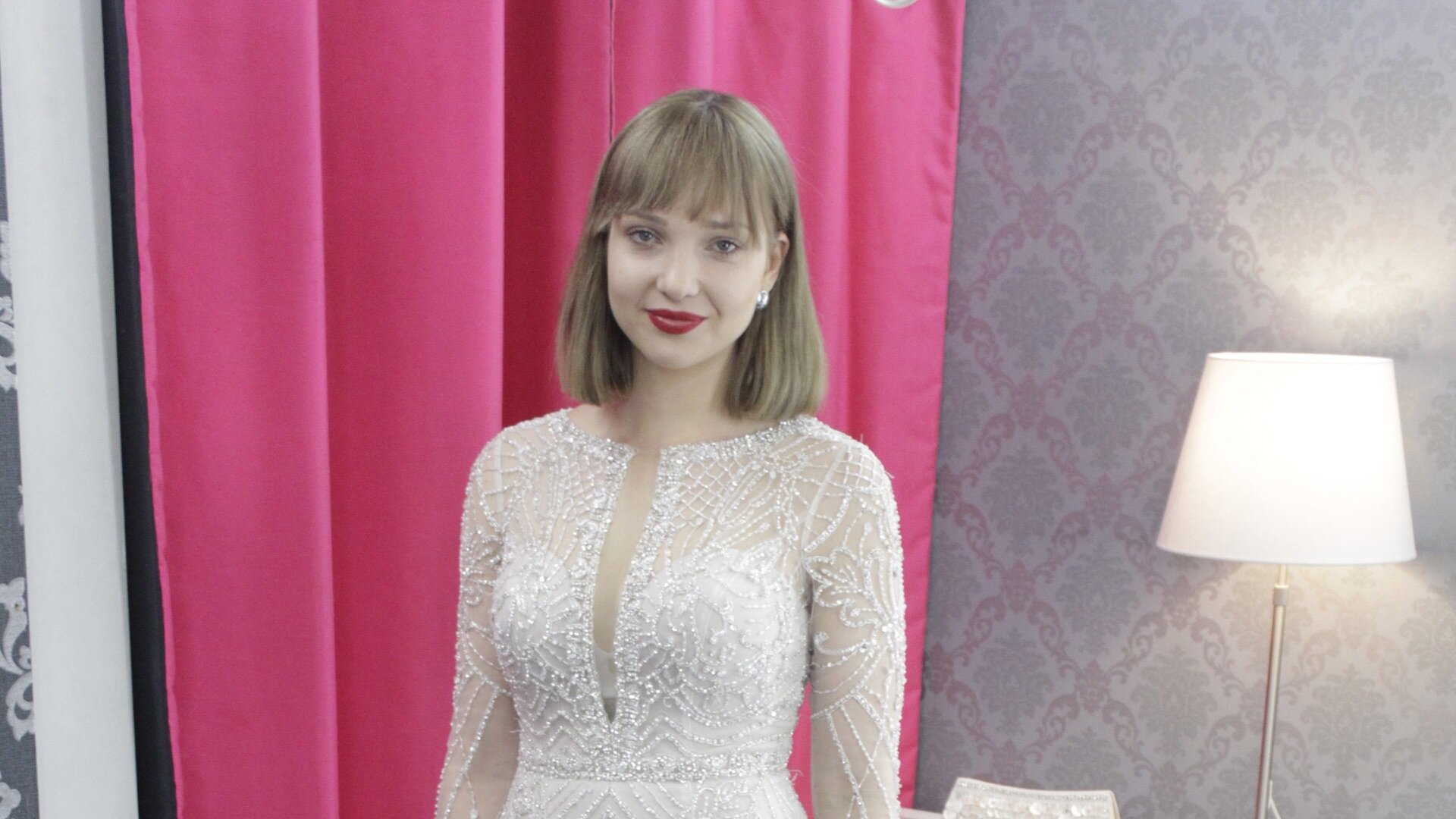 Say Yes to the Dress UK S4 E30 – Go with the Flowy