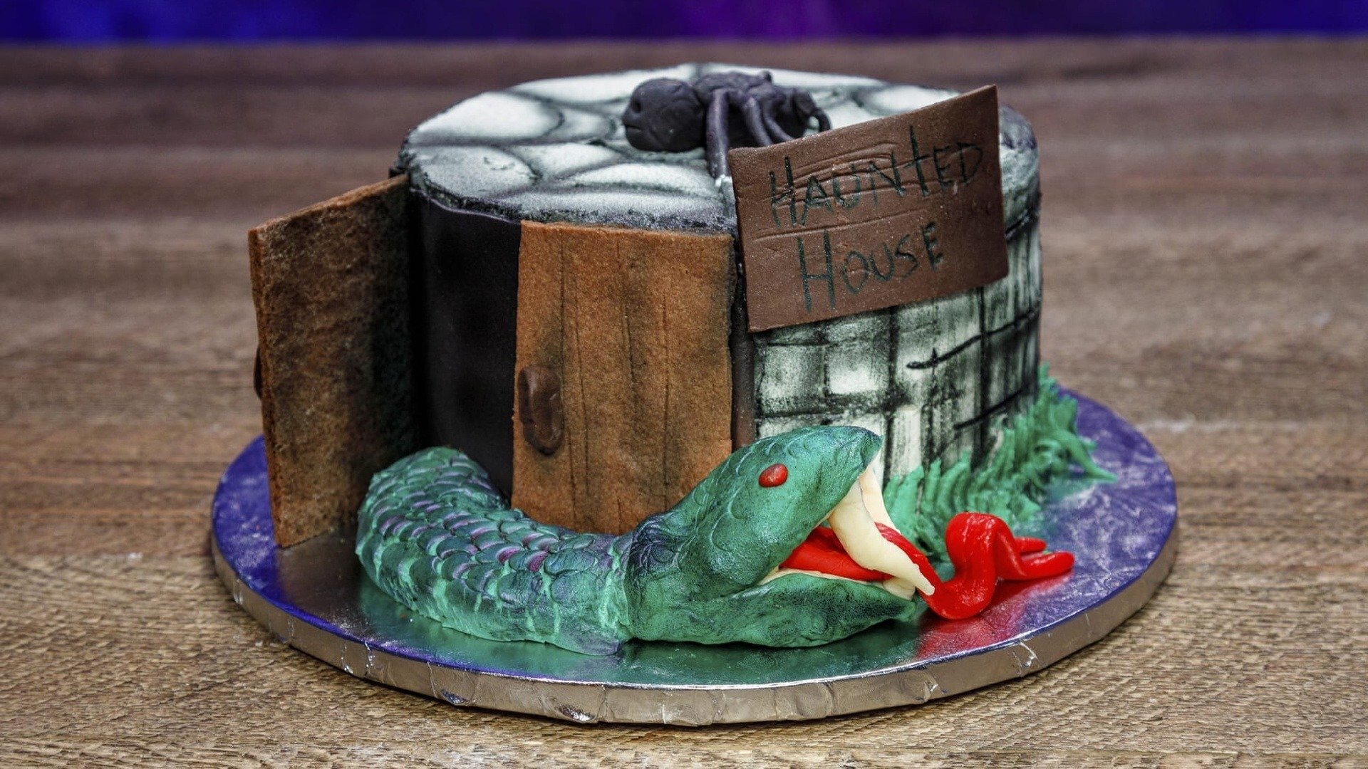 Halloween Baking Championship S6 Special – House of Haunts