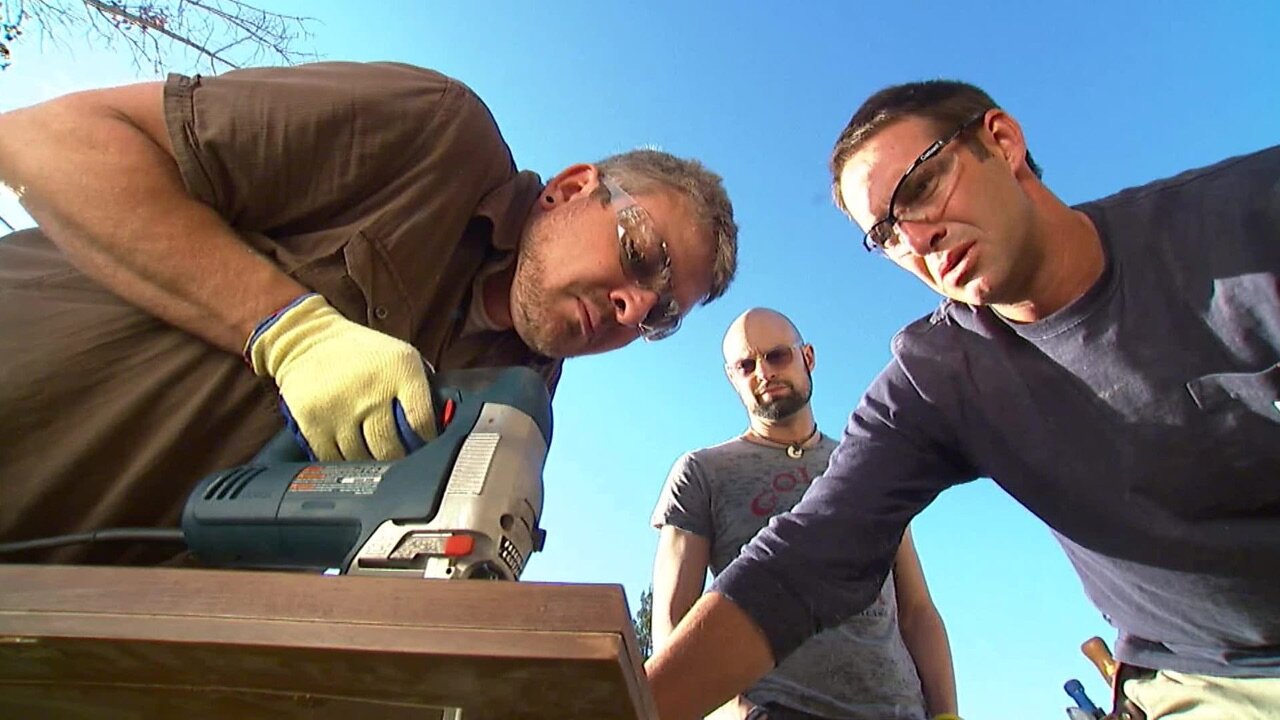 House Crashers S4 E01 – Farmhouse Kitchen