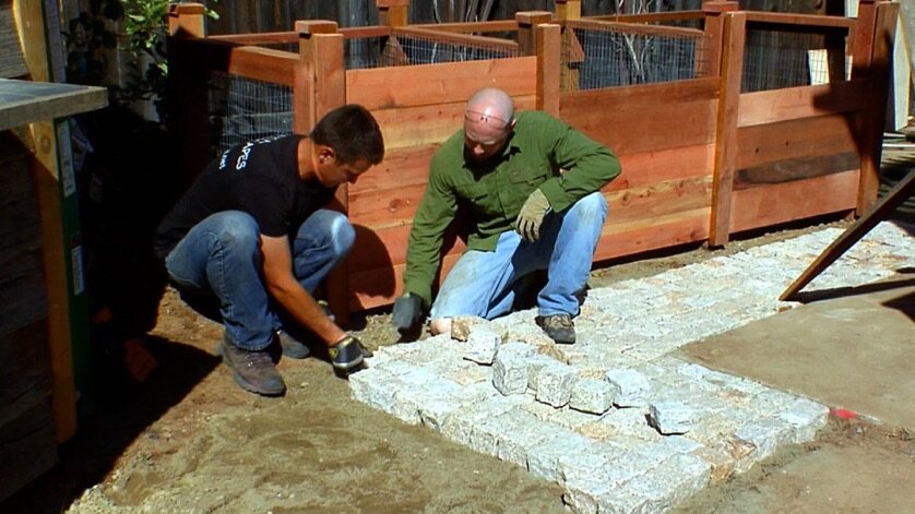 Yard Crashers S4 E12 – Potting Shed Bar