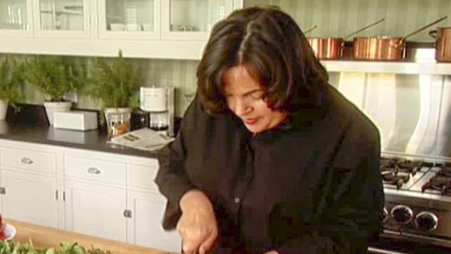 Barefoot Contessa S1 E11 – Scary Dinner