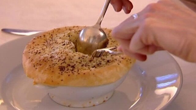 Barefoot Contessa S3 E10 – Pot Luck