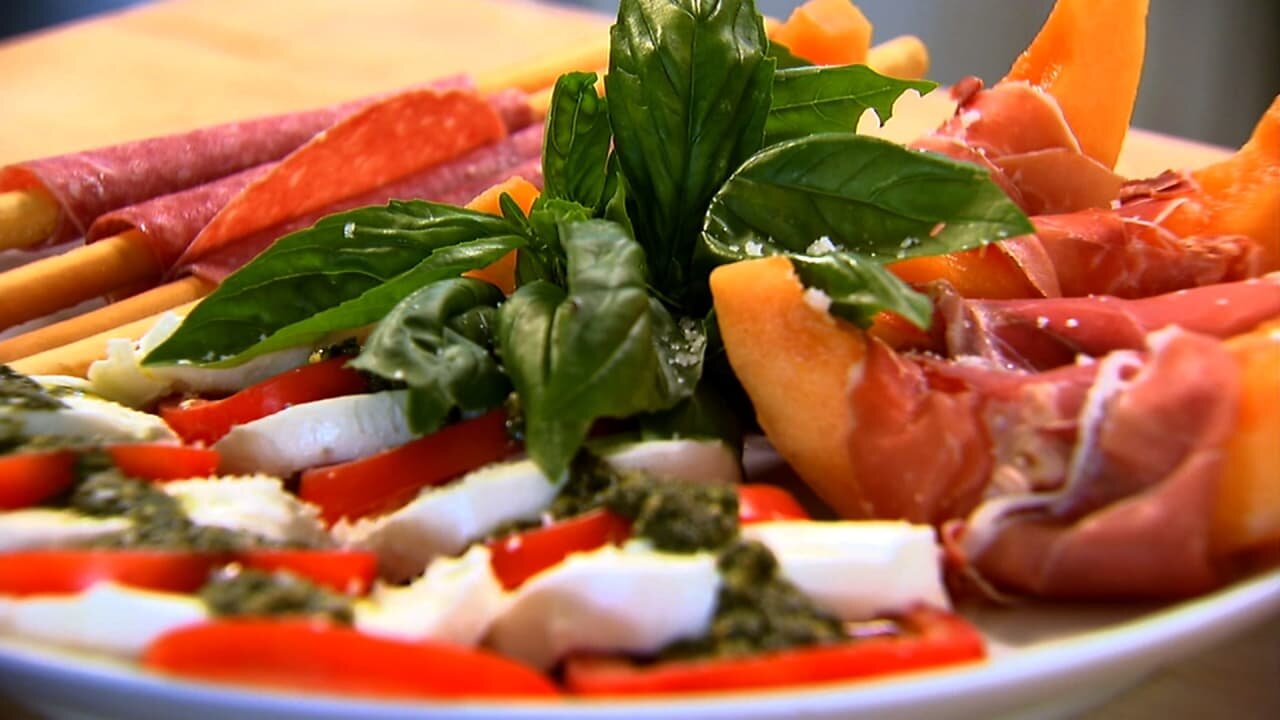 Barefoot Contessa S12 E17 – Italian Restaurant Food at Home