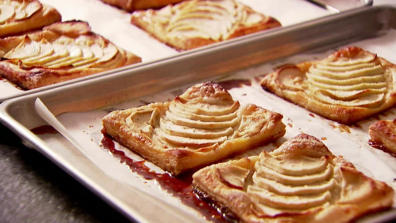 Barefoot Contessa S17 E02 – Barefoot Bistro