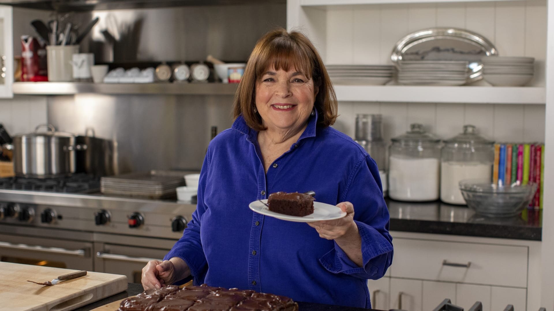 Barefoot Contessa S28 E08 – Cook Like a Pro: Just Desserts