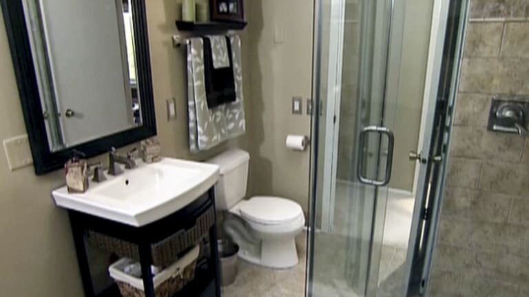 '80s Bathroom Update