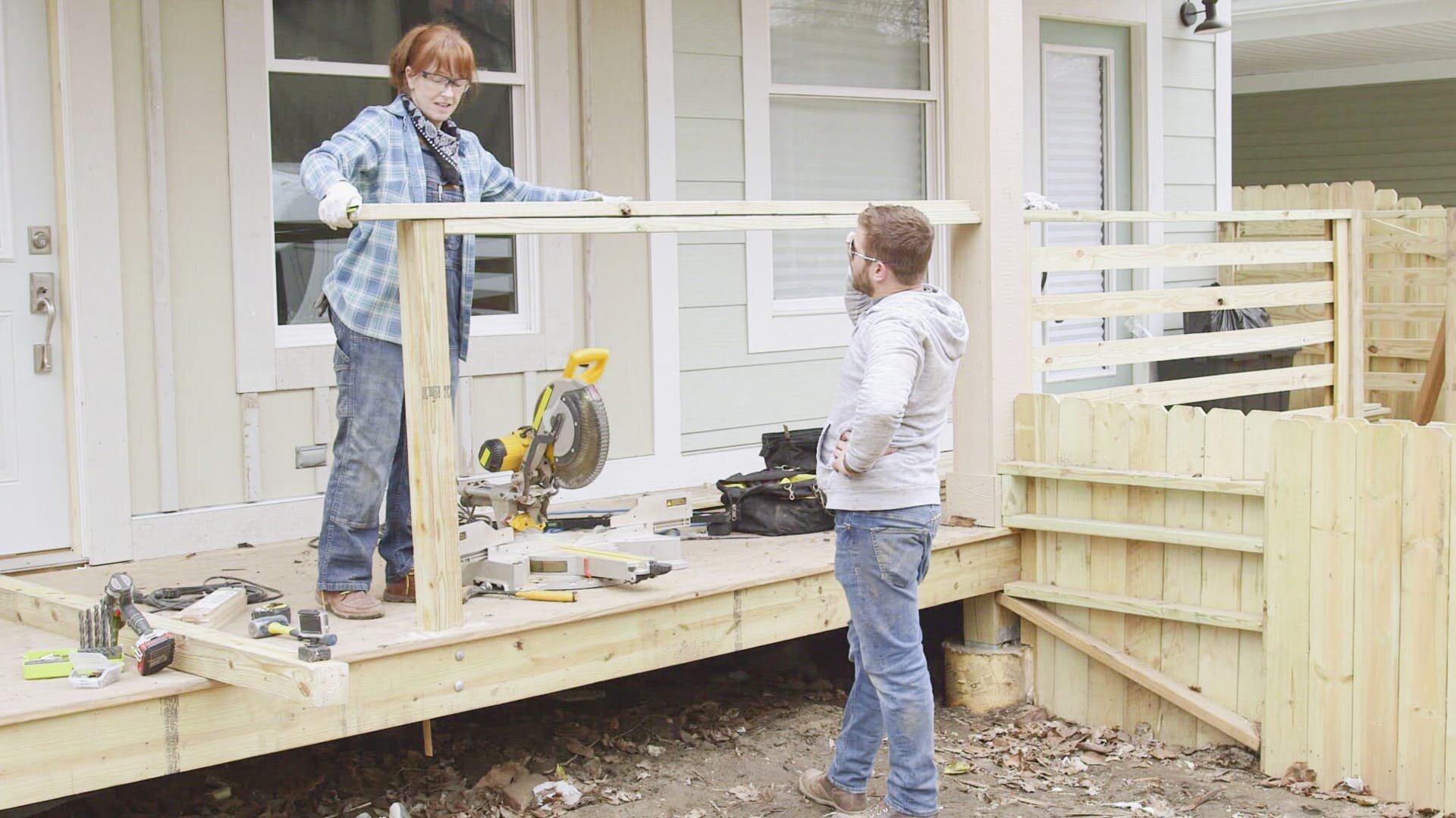 Good Bones S4 Special – Down to the Studs: New House, Old Spirit