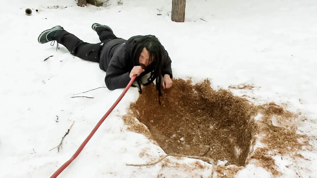 Stuck with Hackett S1 E10 – Hot Tub on Ice