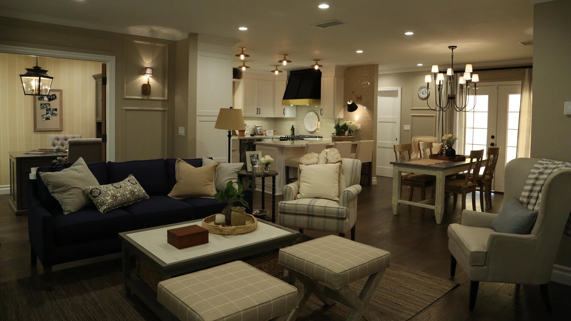 Nate and Jeremiah by Design S1 E03 – Classic American