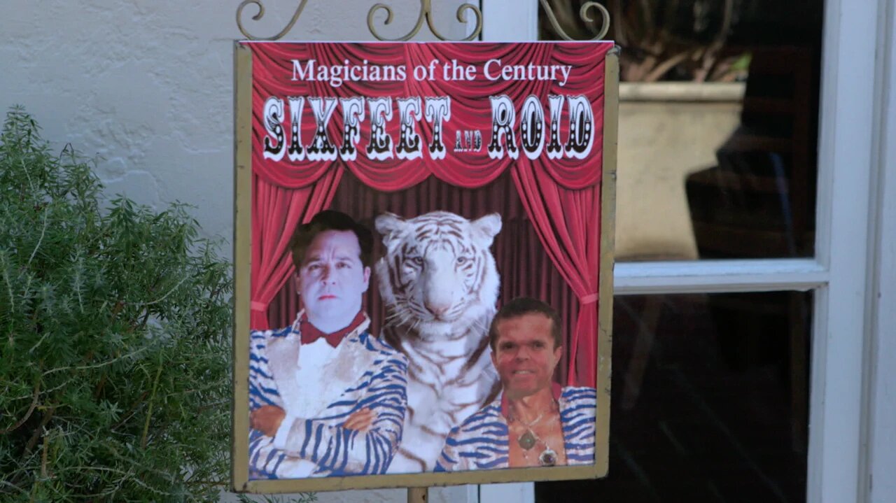 Urban Tarzan S1 E10 – An Actual Tiger on a Golf Course