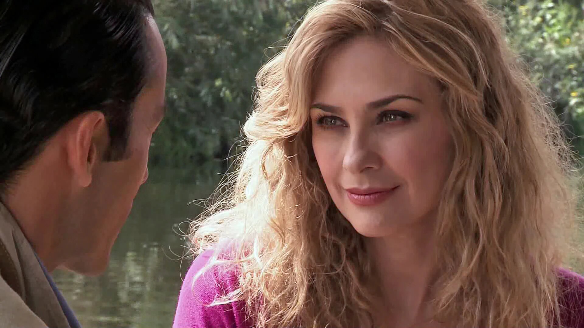 Los Miserables S1 E11 – César y Lucía dan un paseo