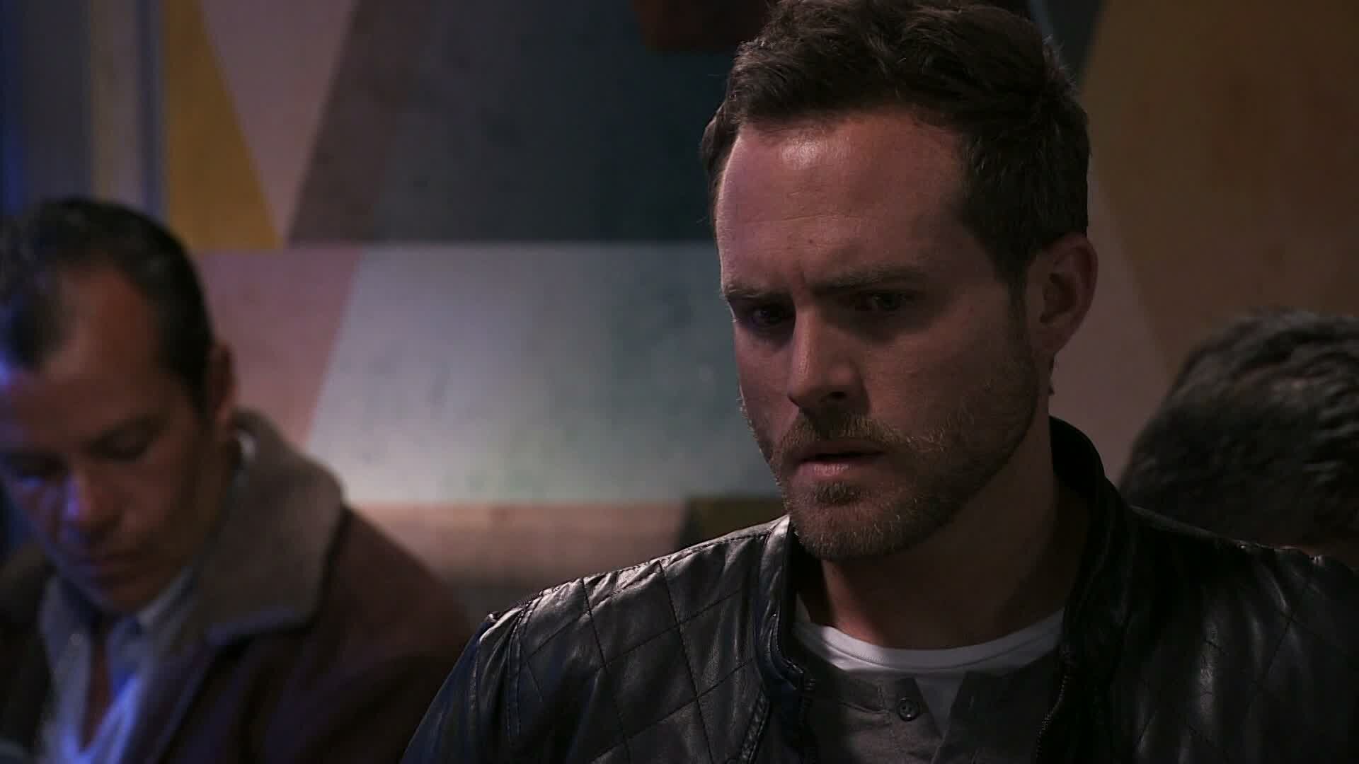 Los Miserables S1 E17 – Hermano muerto